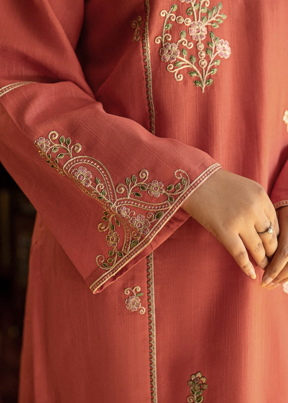 Grace S1312-Embroidered 2pc Lawn Dress.