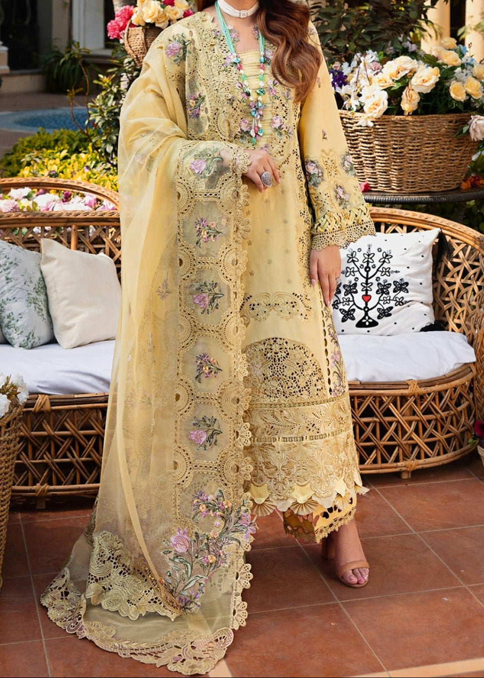 Grace W1076 - Embroidered 3pc Lawn Dress With Embroidered Khadi Net Dupatta.