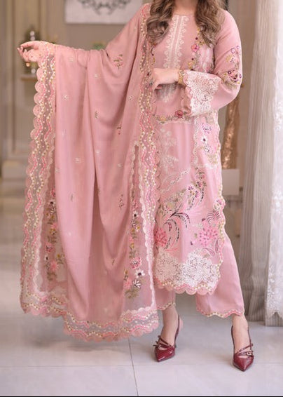 Grace S1378 - Embroidered 3pc Lawn Dress With Embroidered Chiffon Dupatta.