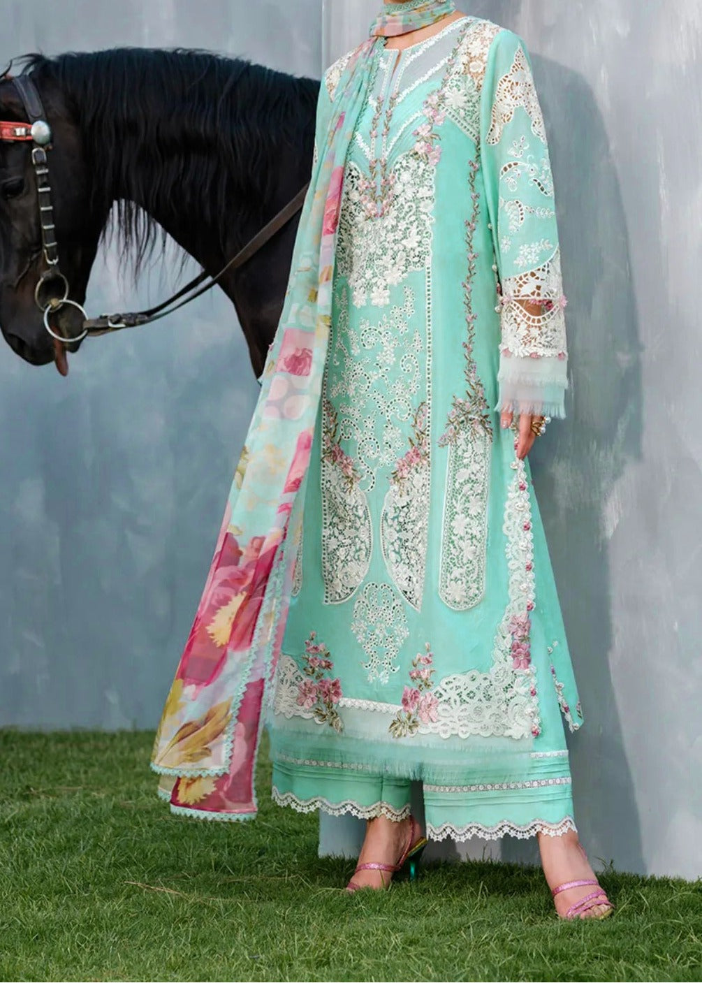 Grace S1406 - Embroidered 3pc CHIKANKARI Lawn Dress With Printed Lawn Dupatta.