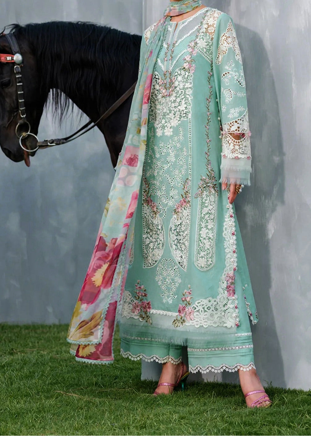 Grace S1406 - Embroidered 3pc CHIKANKARI Lawn Dress With Printed Lawn Dupatta.
