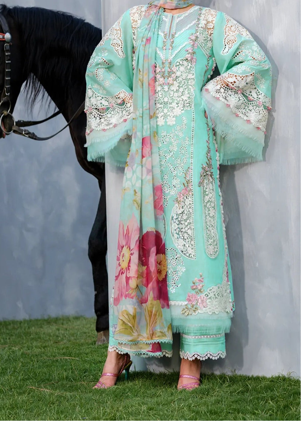 Grace S1406 - Embroidered 3pc CHIKANKARI Lawn Dress With Printed Lawn Dupatta.
