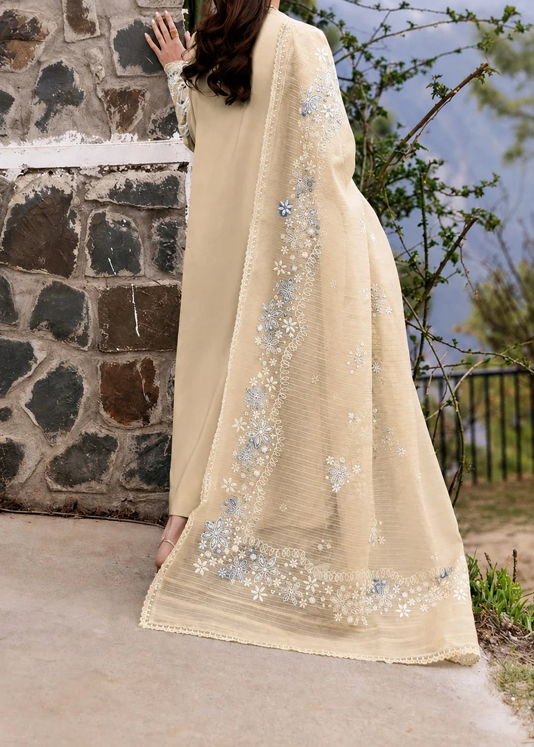 Grace Z-(S1483) - Stitched Embroidered 3pc Lawn Dress With Printed Lawn Dupatta.