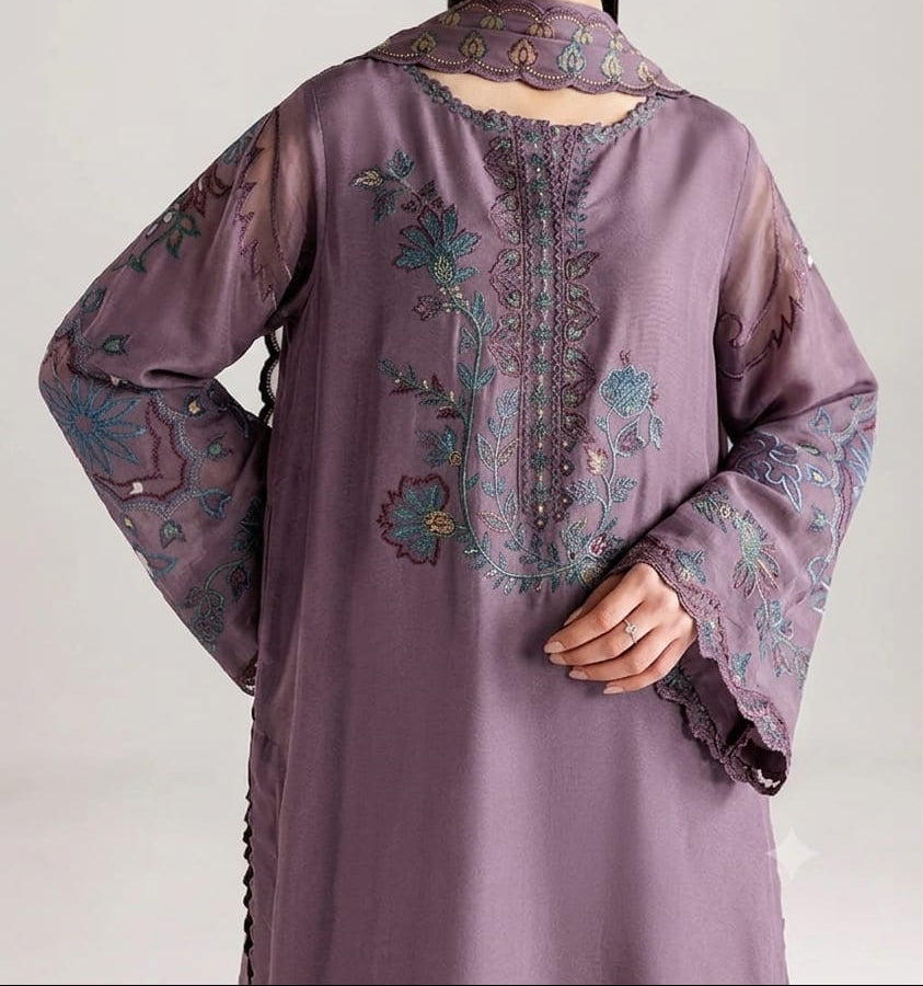 Grace S1529 - Embroidered 3pc Lawn Dress With Embroidered Chiffon Dupatta.