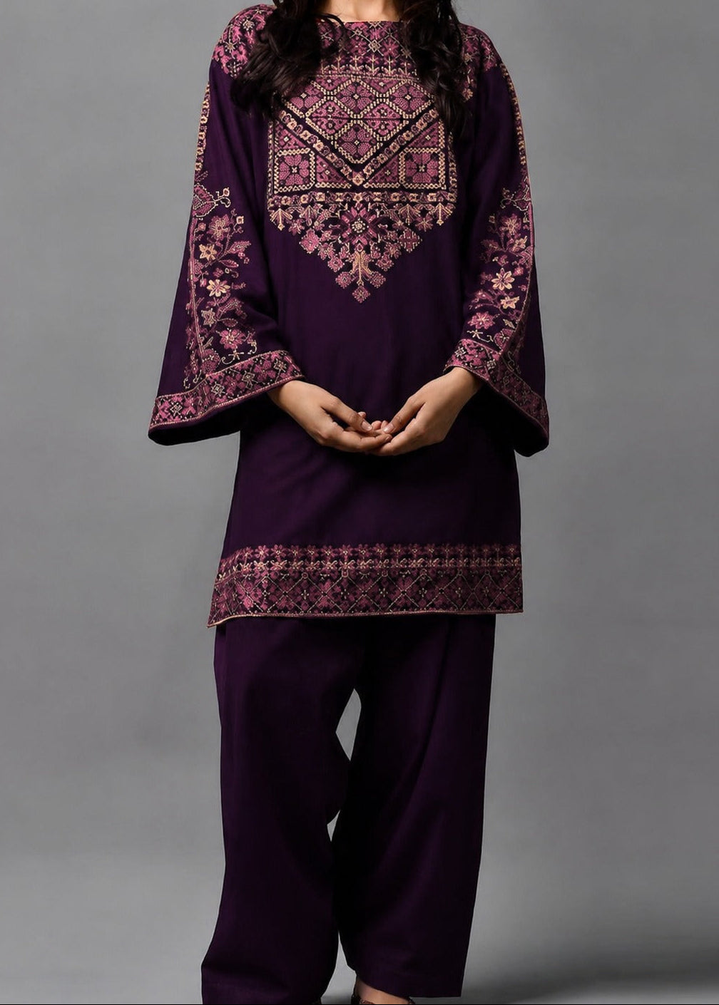 Grace S1534-Embroidered 2PC Lawn dress.