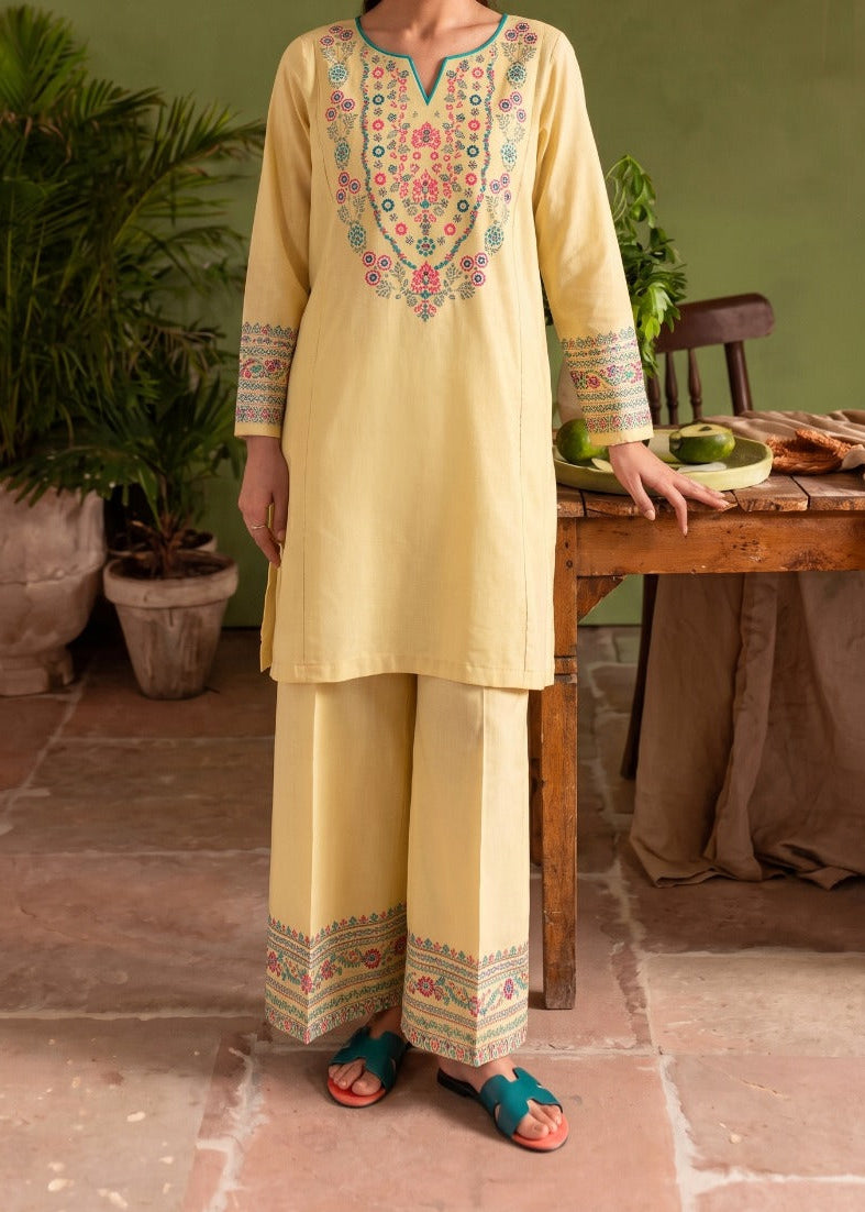 Grace S1552-Embroidered 2pc Lawn Dress.