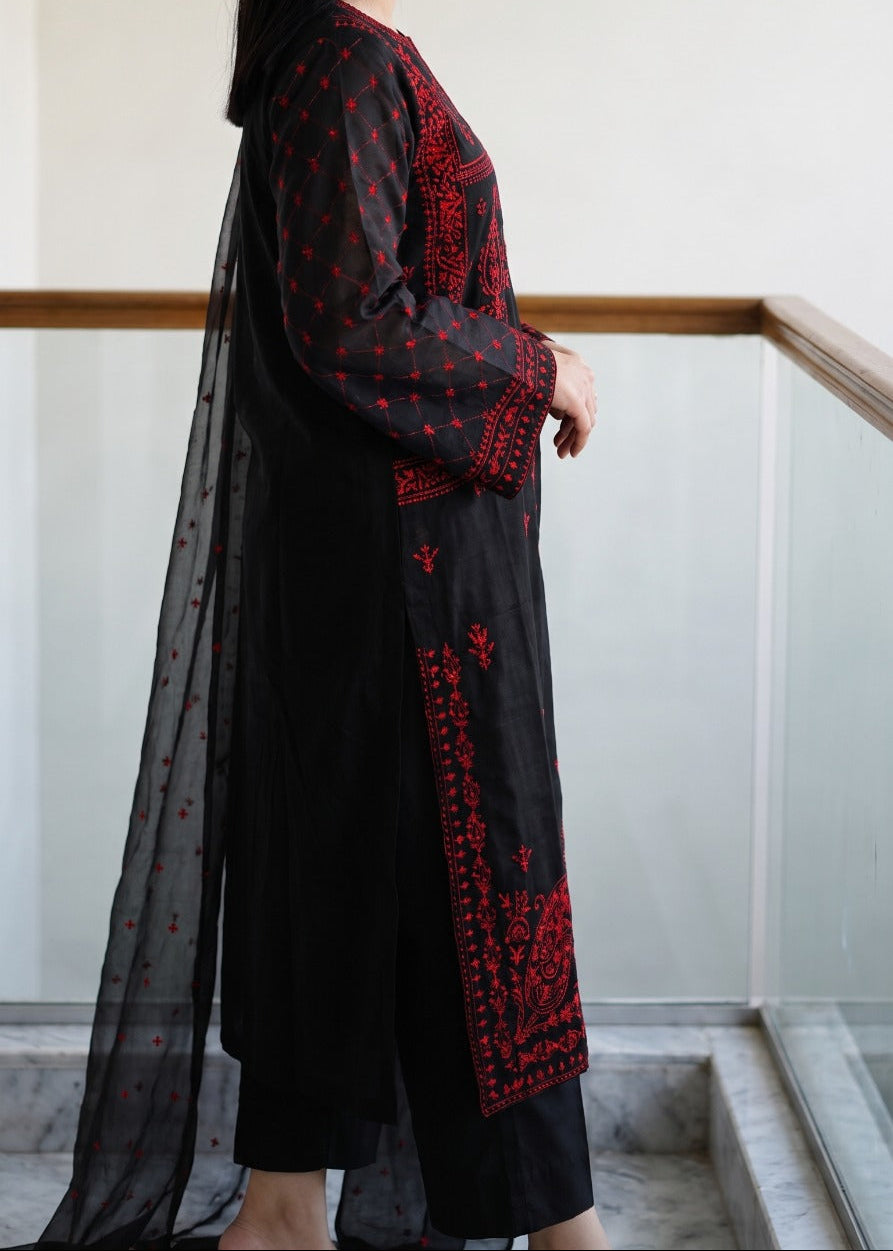 Grace S1578 - Embroidered 3pc Lawn Dress With Embroidered Chiffon Dupatta.