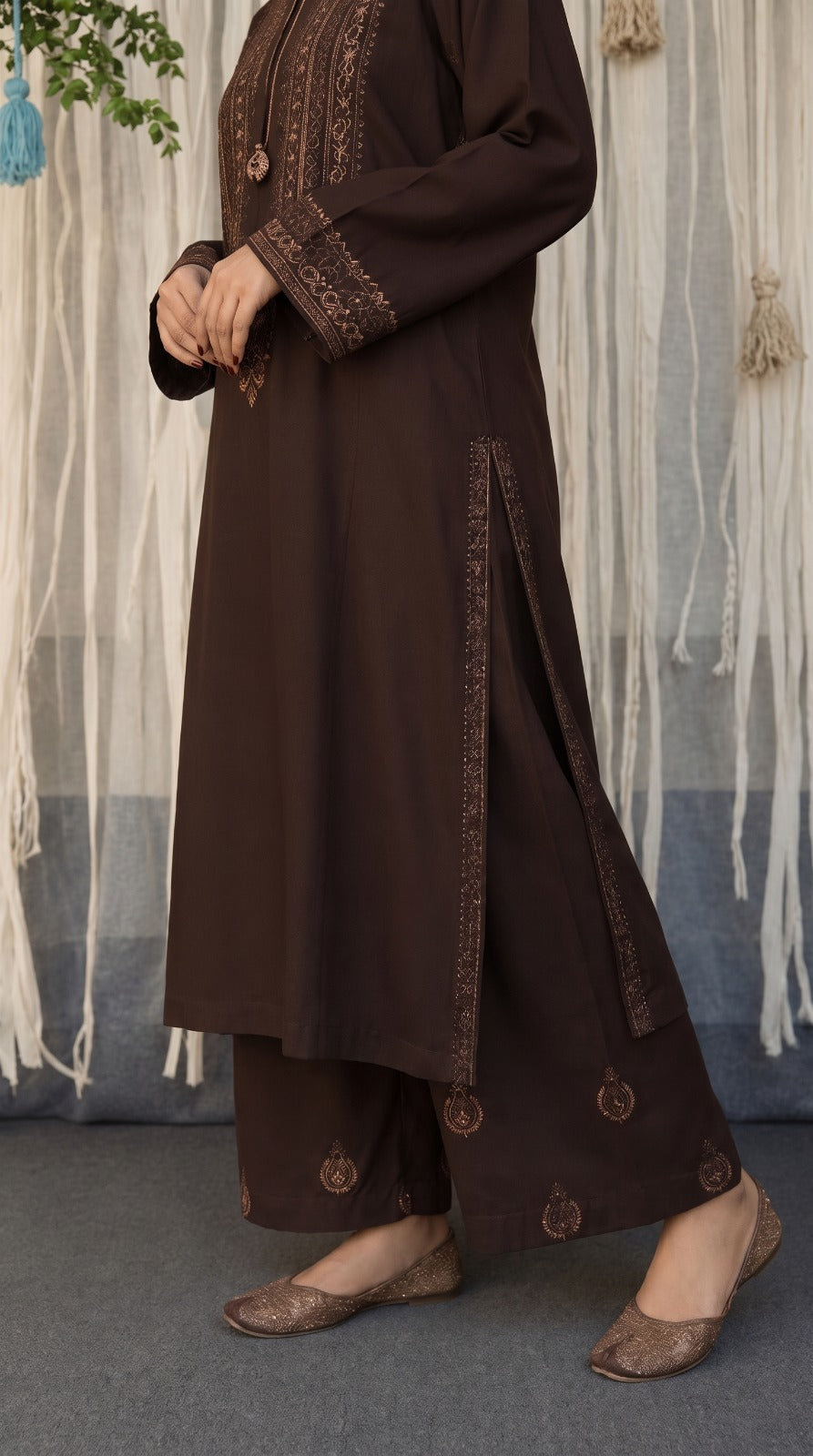 Grace S1586-Embroidered 2pc Lawn Dress.