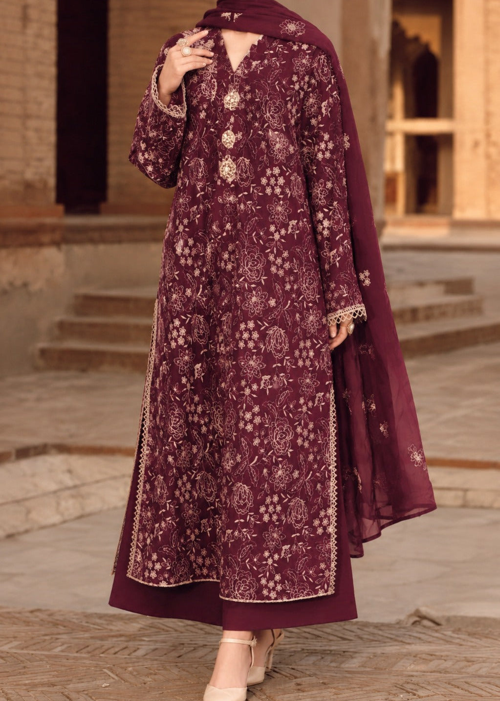 Grace S1598 - Embroidered 3pc Lawn Dress With Embroidered Chiffon Dupatta.