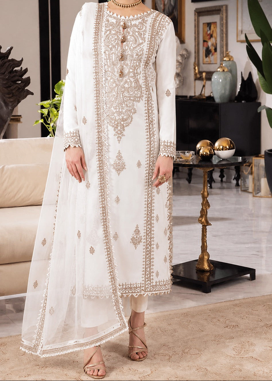 Grace S1605 - Embroidered 3pc Lawn Dress With Embroidered Chiffon Dupatta.