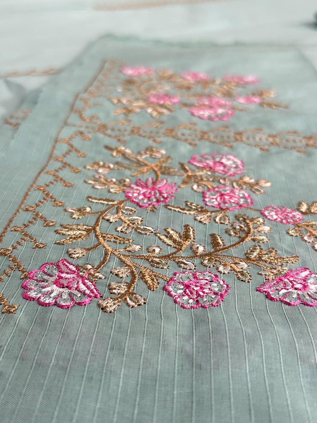 Grace S1325-Embroidered 3pc Lawn Dress With Printed voile Dupatta.