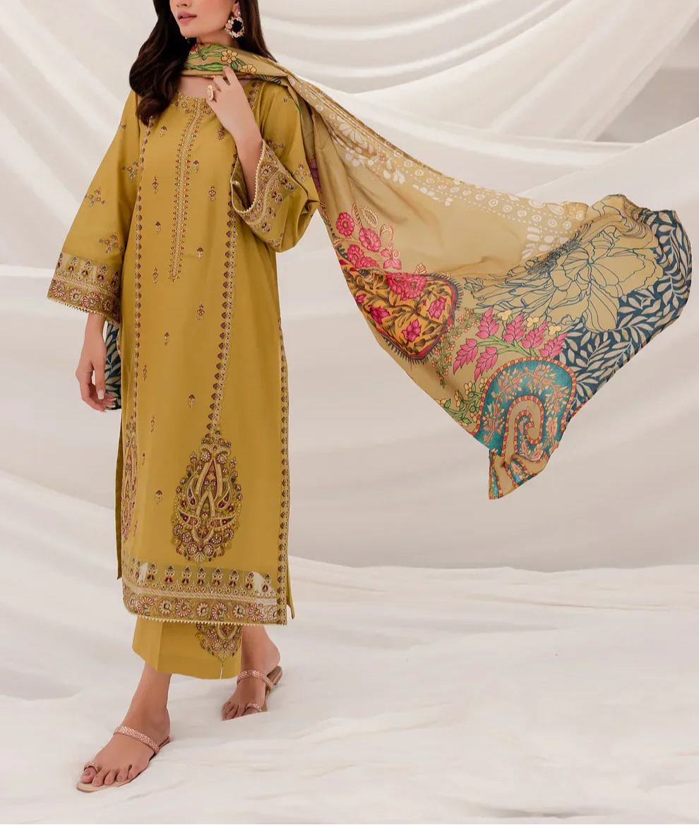 Grace S1187-Embroidered 3pc Lawn Dress With Printed Munar Dupatta.