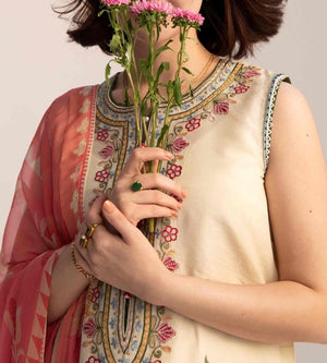 Grace S418 -Embroidered 3pc lawn dress with printed silk dupatta