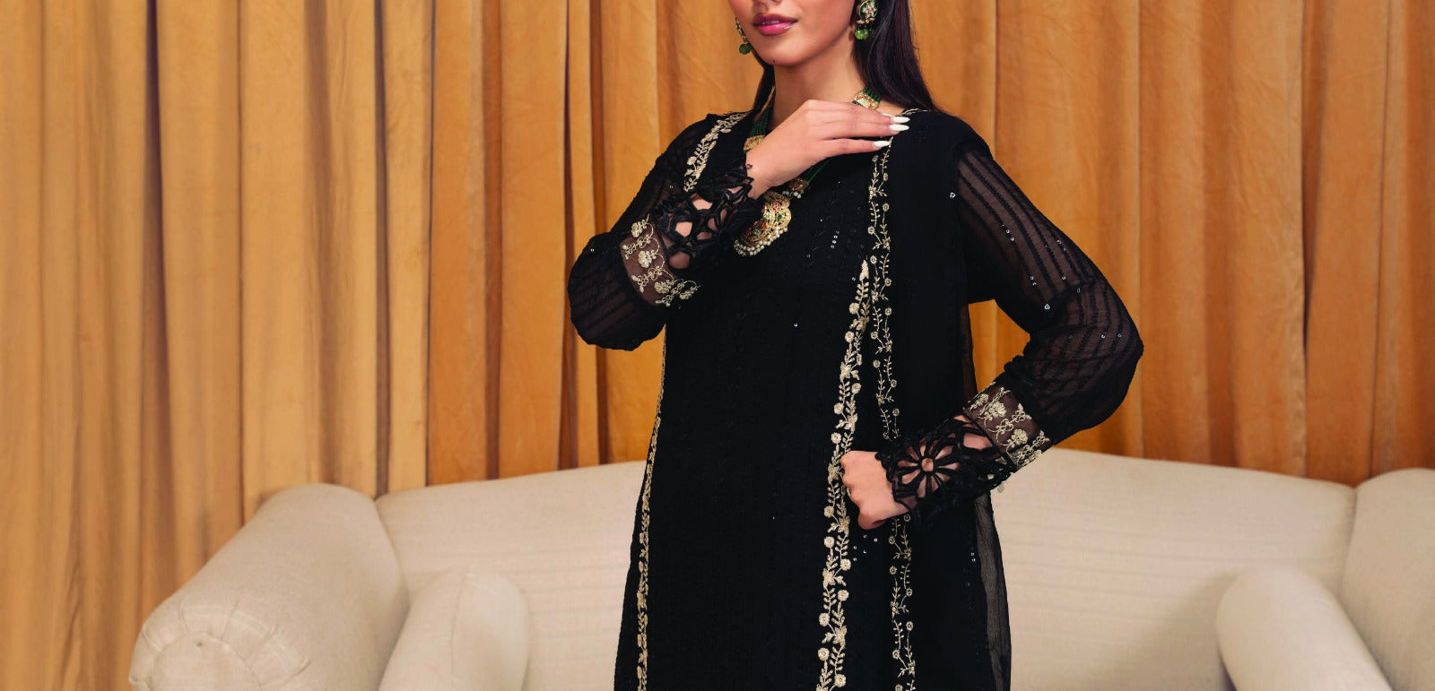 COLD BLACK– Embroidered Chiffon Unstitched 3Pc Suit.
