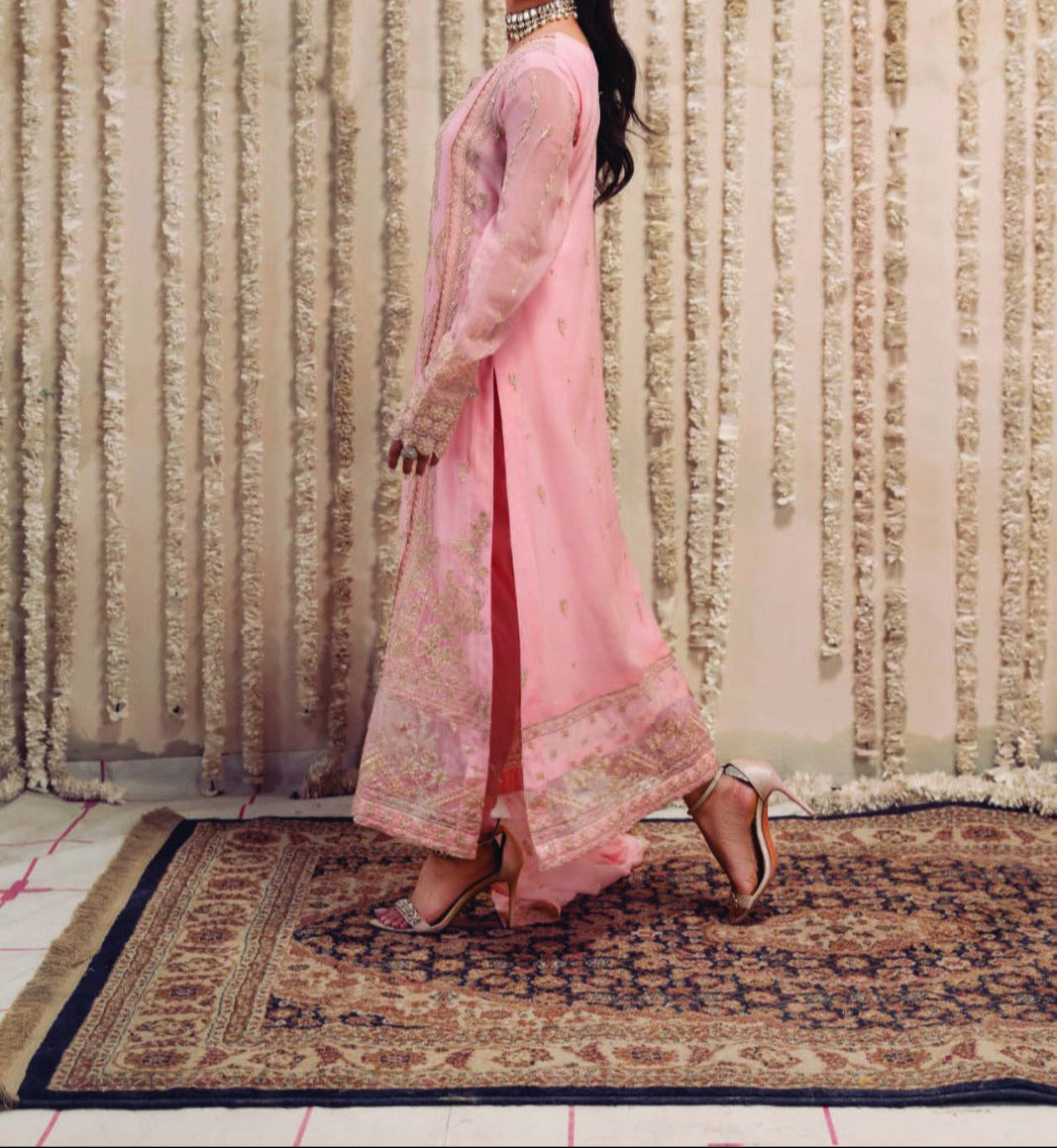 SILKEN BEIGE– Embroidered Chiffon Unstitched 3Pc Suit.