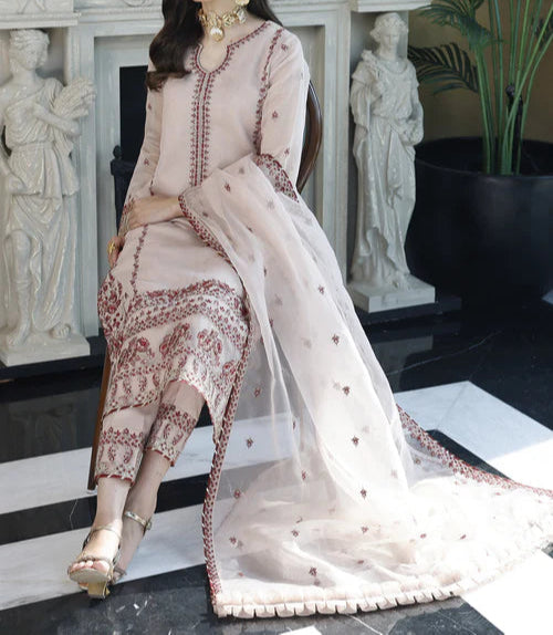 Old Rose– Embroidered Chiffon Unstitched 3Pc Suit.