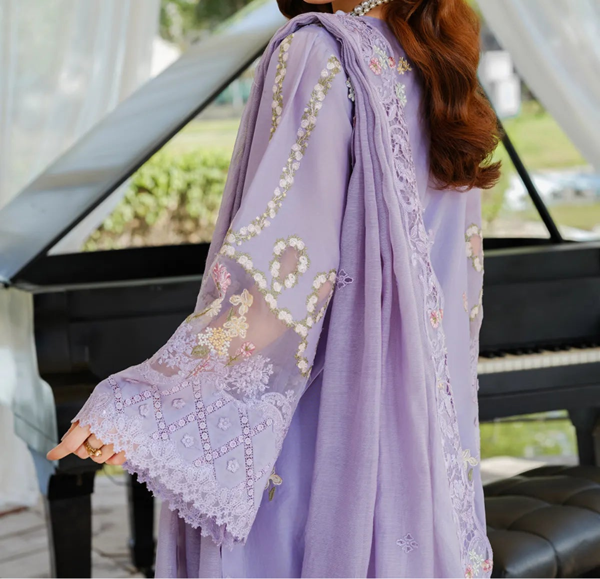 Grace S1516 - Embroidered 3pc Lawn Dress With Embroidered Chiffon Dupatta.