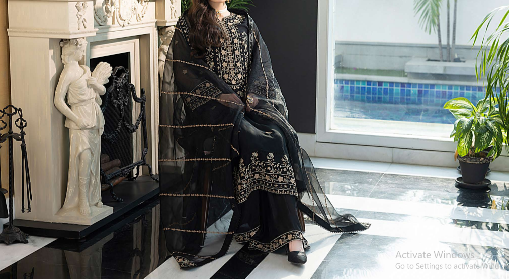 MIDNIGHT BLACK– Embroidered Chiffon Unstitched 3Pc Suit.