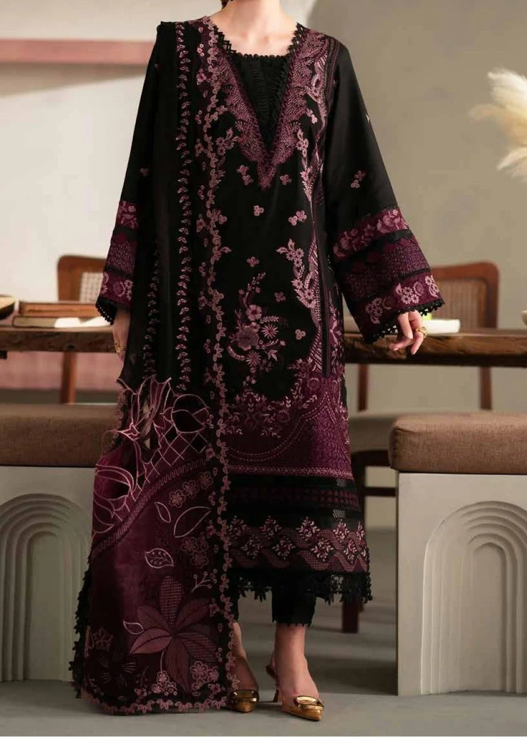 Grace W856-Embroidered 3pc Marina Dress With Embroidered Chiffon Dupatta.