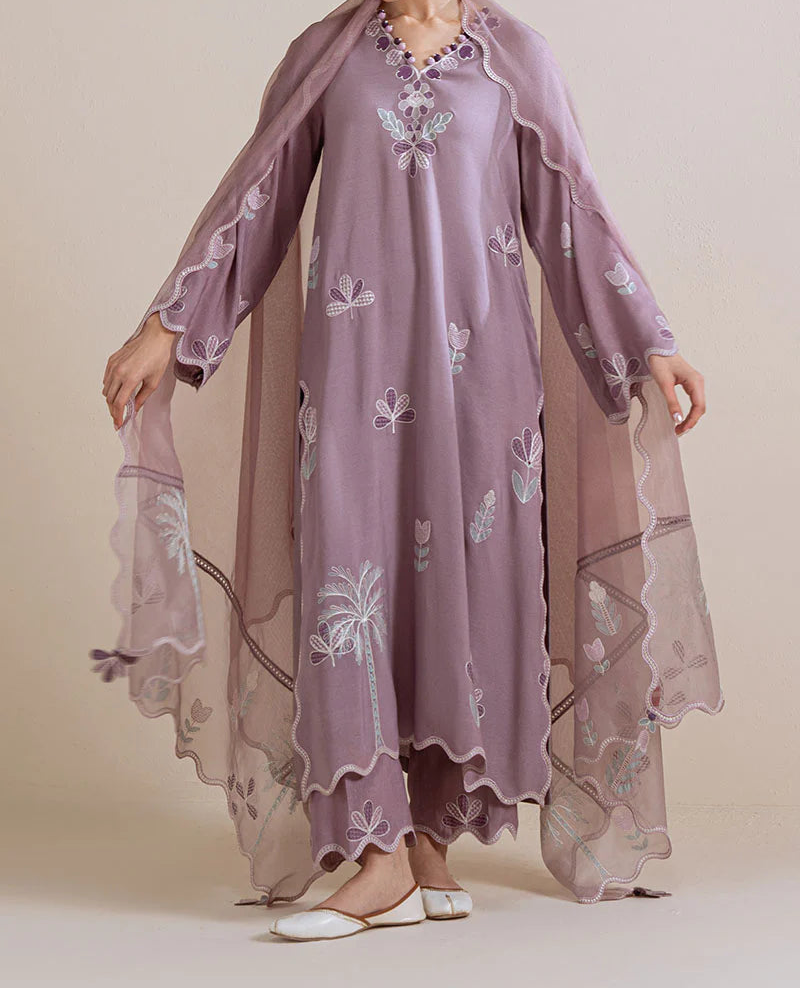 Grace S1505-Embroidered 3pc Lawn Dress With Embroidered Khadi Net Dupatta.