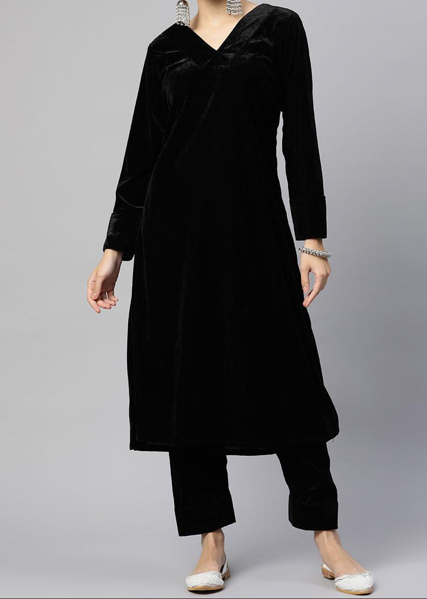 C-S 041- STITCHED 2PC VELVET CO-ORD SET.