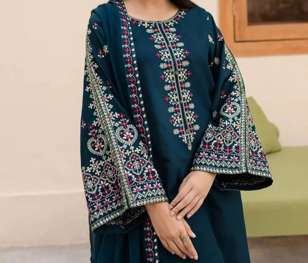 Grace Z(S1227)- Stitched Embroidered 3pc Lawn Dress With Embroidered Organza Dupatta.