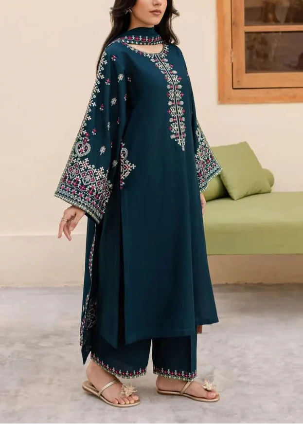 Grace Z106- Stitched Embroidered 3pc Lawn Dress With Embroidered Organza Dupatta.