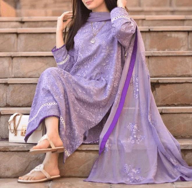 Grace S1229-Embroidered 3pc Lawn Dress With Embroidered Chiffon Dupatta.