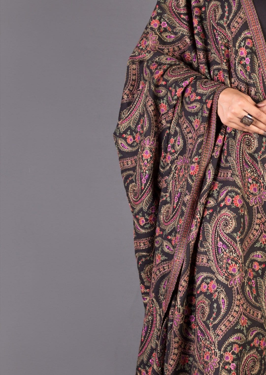 Sarinnah D29-Formal heavy Embroidered Karandi Shawl