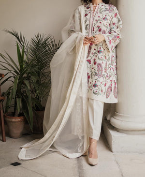 Grace W112 - Unstitched 3pc embroidered Khaddar dress with embroidered jacquard dupatta