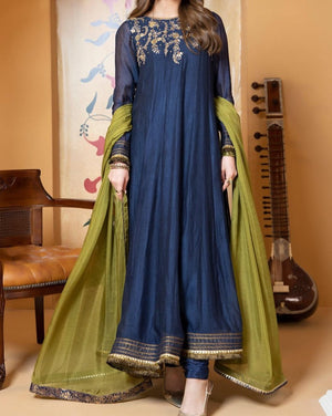 Grace S277 - Embroidered 3pc silk dress with Embroidered organza dupatta.