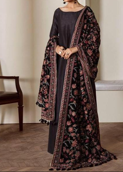 Sarinnah Premium 05-Embroided Fine quality Velvet shawl.