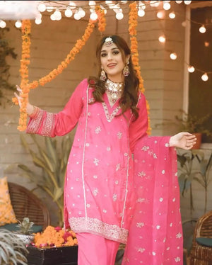 Grace S76- Embroidered 3pc lawn dress with embroidered Organza Dupatta.