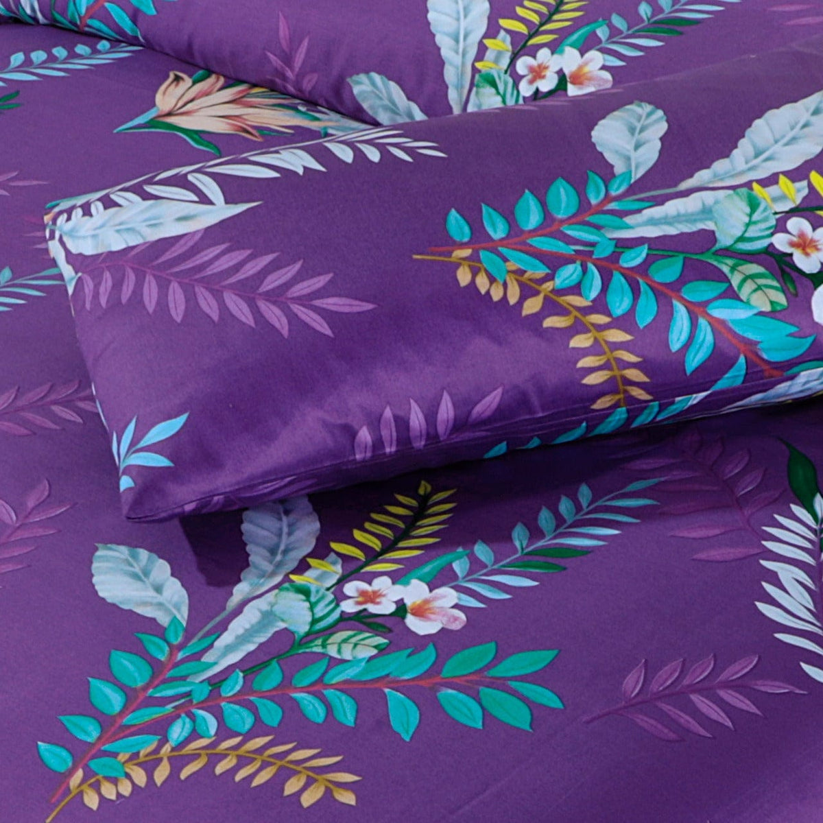 Rosita plum D697- Cotton Sateen Bed Sheet Set (Premium)