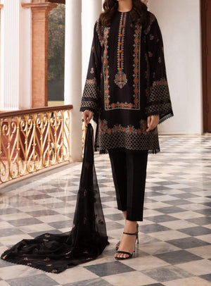 Grace S287-Embroidered 3pc lawn dress with embroidered chiffon dupatta.