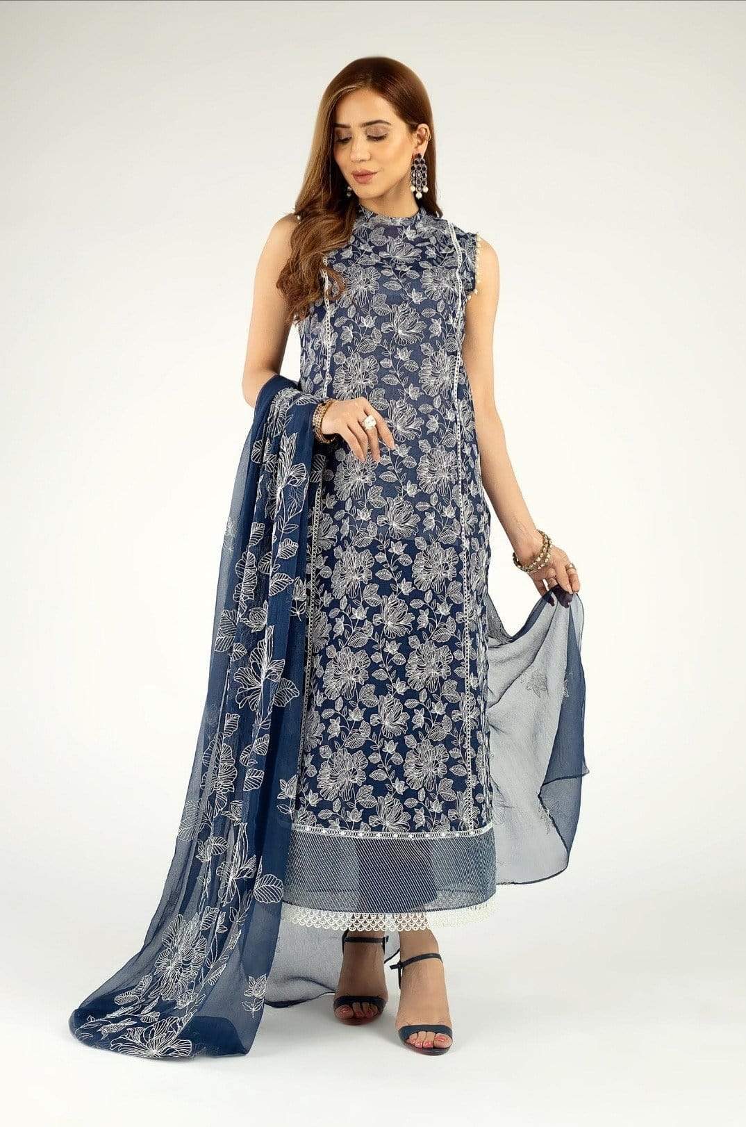 Bareeze A7-Embroided 3pc linen dress with embroidered chiffon dupatta.