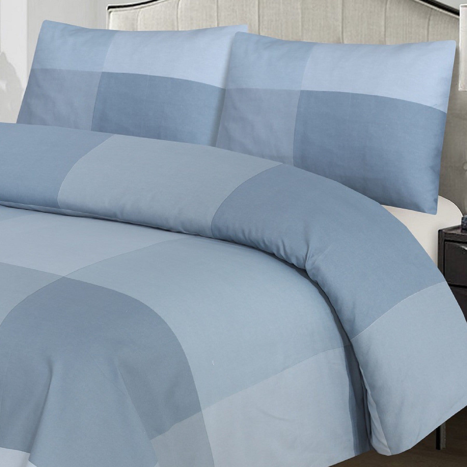 Grace D471-Cotton PC King Size Bedsheet with 2 Pillow Covers.