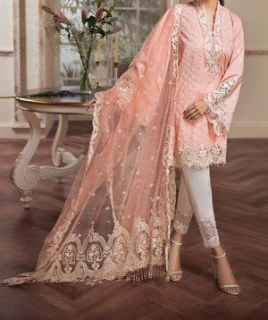 Grace S357-Embroidered 3pc lawn chickan dress with embroidered net dupatta.