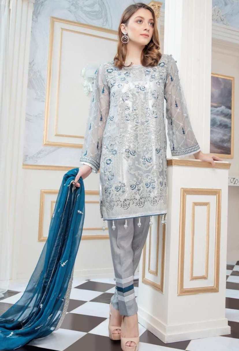 Maryum n Maria 08-Heavy Embroided 3pc unstiched pure chiffon dress with embroided chiffon dupatta. - gracestore.pk